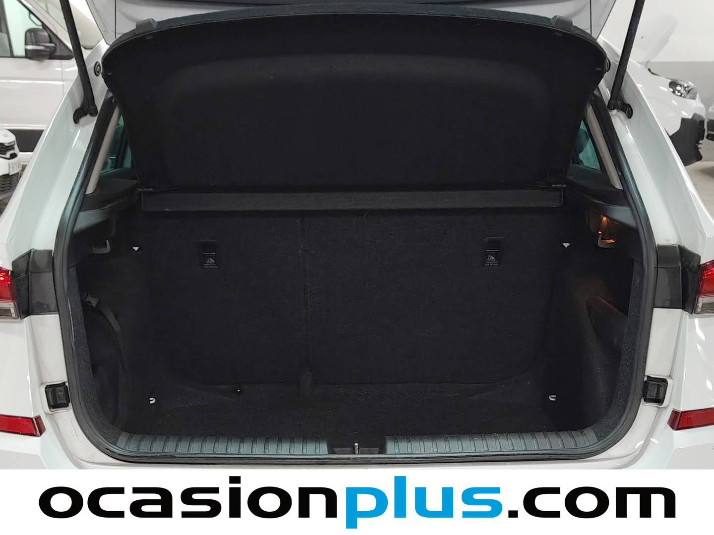 Fotos maletero Skoda Kamiq Skoda Kamiq 1.0 TSI Ambition (95 CV)