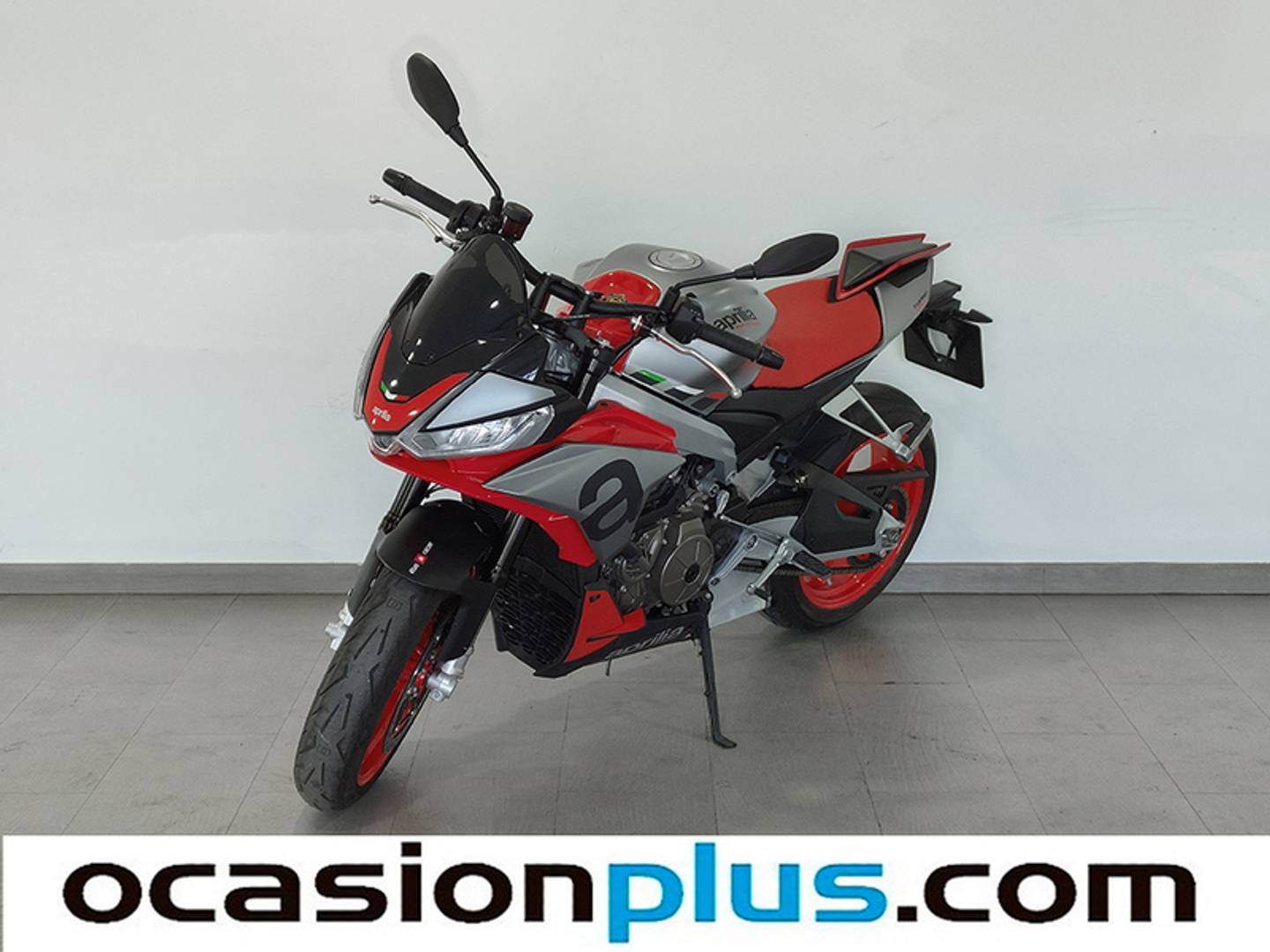 Foto Aprilia Tuono 660 EURO 5 Aprilia Tuono 660 EURO 5 (95 CV)