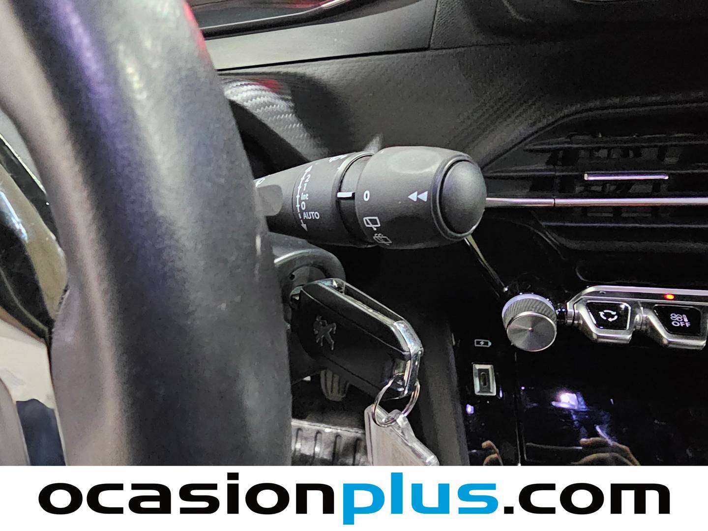 Foto Peugeot 2008 Peugeot 2008 PureTech 100 S&S Allure (100 CV)