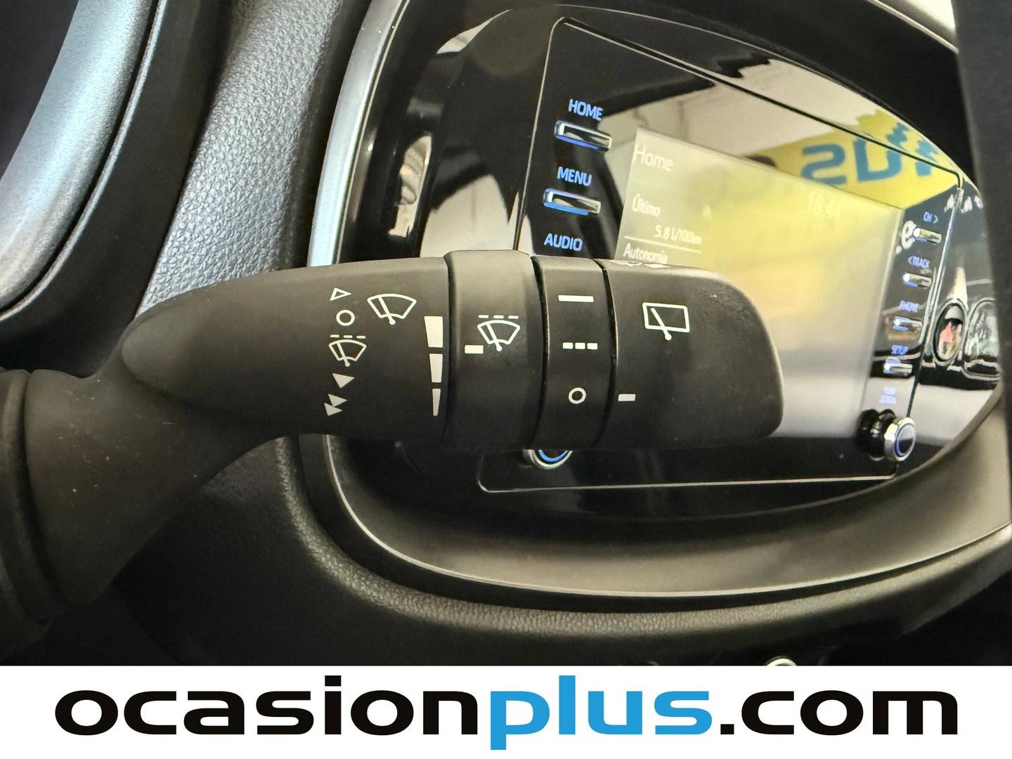 Acabados Toyota Aygo X Cross Toyota Aygo X Cross 1.0 VVT-I Play (72 CV)