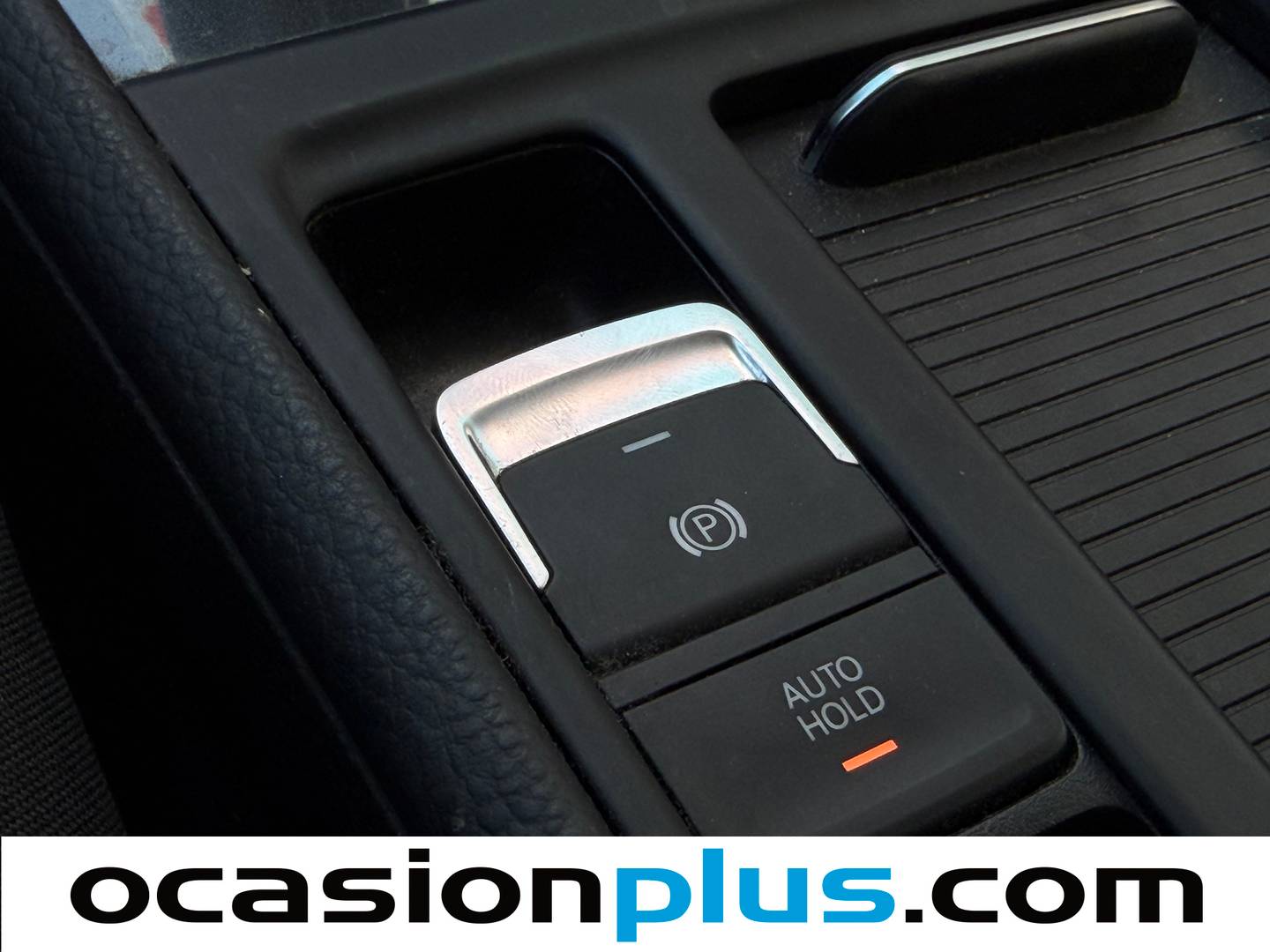 Accesorios del Volkswagen Golf Volkswagen Golf Business & Navi 1.6 TDI (115 CV)