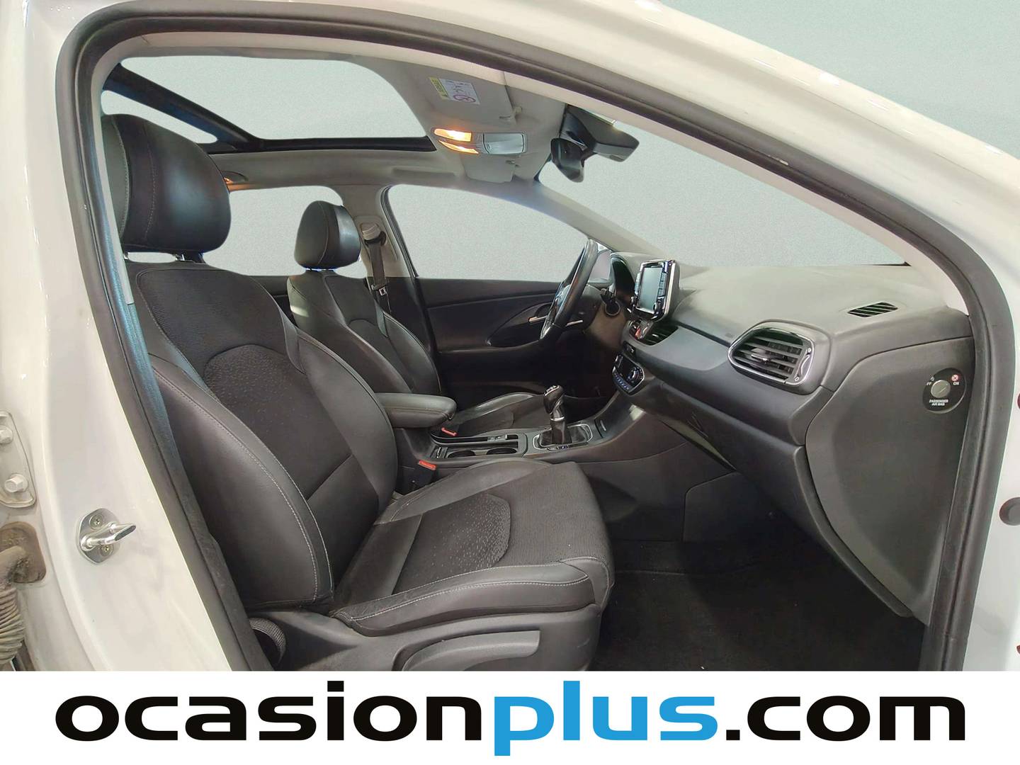 Foto Hyundai i30 Hyundai i30 1.6 CRDI Style Sky (136 CV)