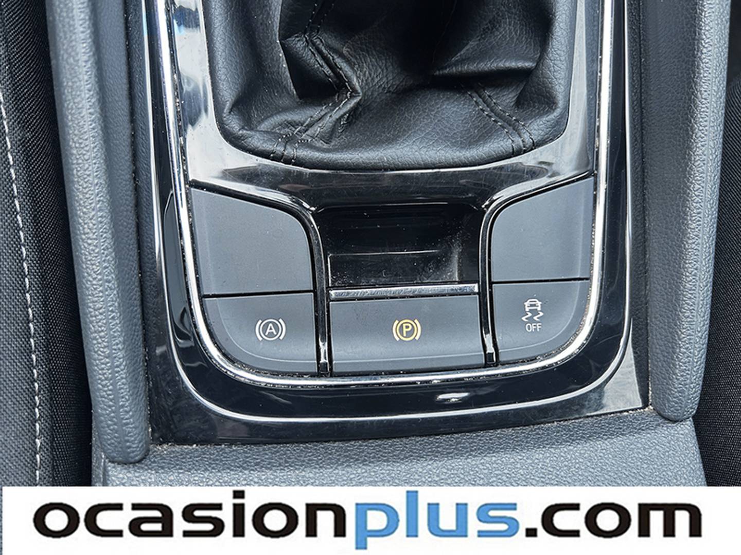 Foto Skoda Karoq Skoda Karoq 1.5 TSI ACT Ambition (150 CV)