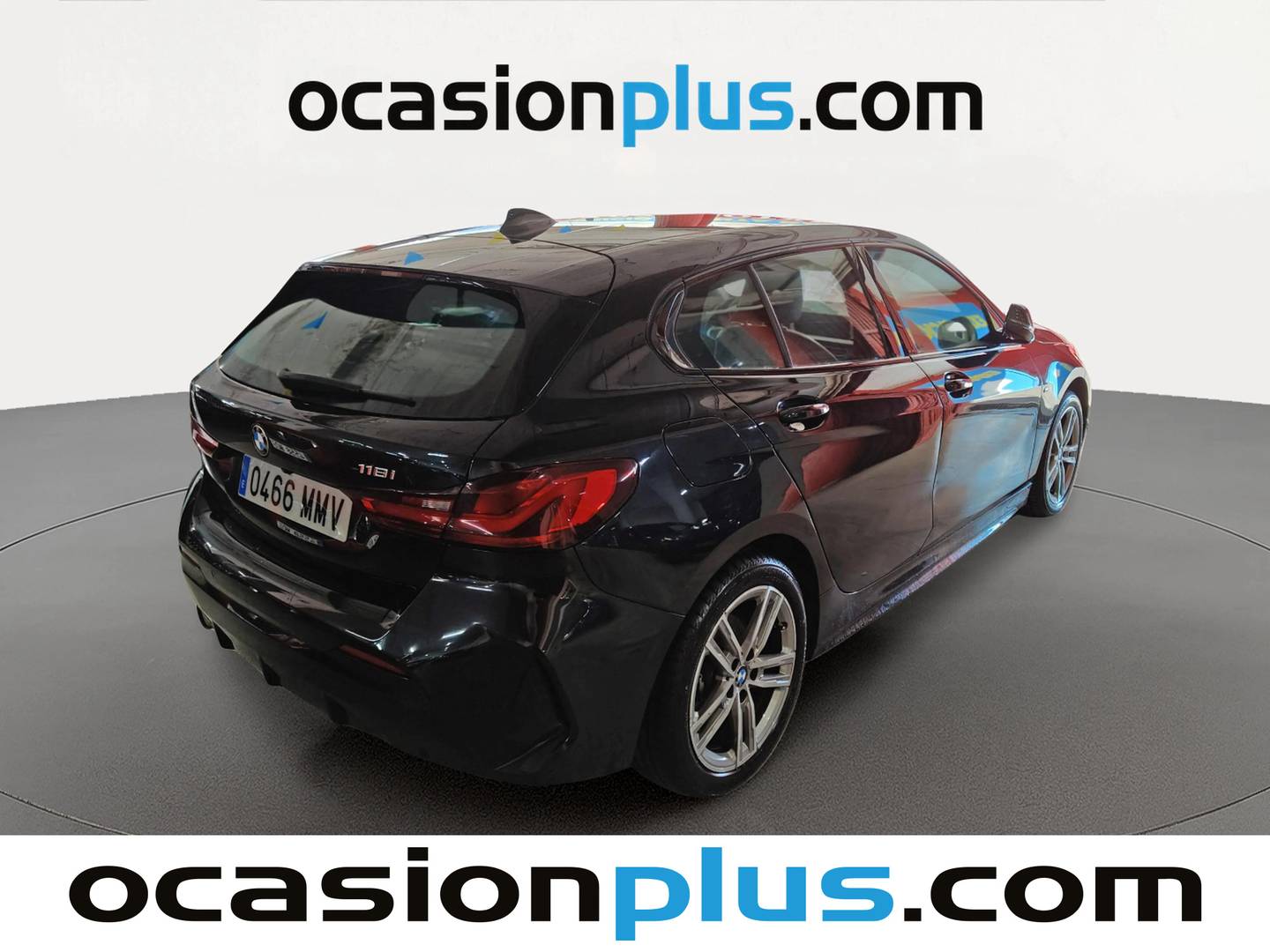 Foto trasera BMW Serie 1 BMW Serie 1 118i (140 CV) Pack M derecha