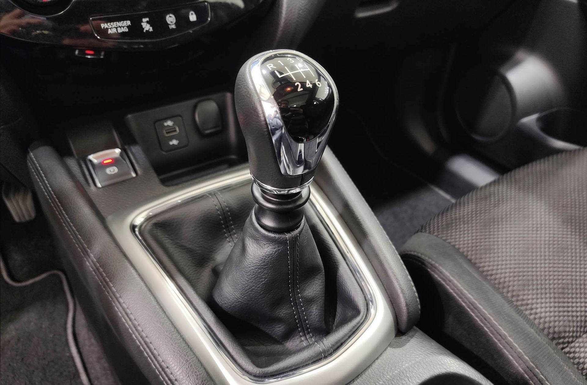 Nissan Qashqai dCi 130 N-Connecta - foto 5