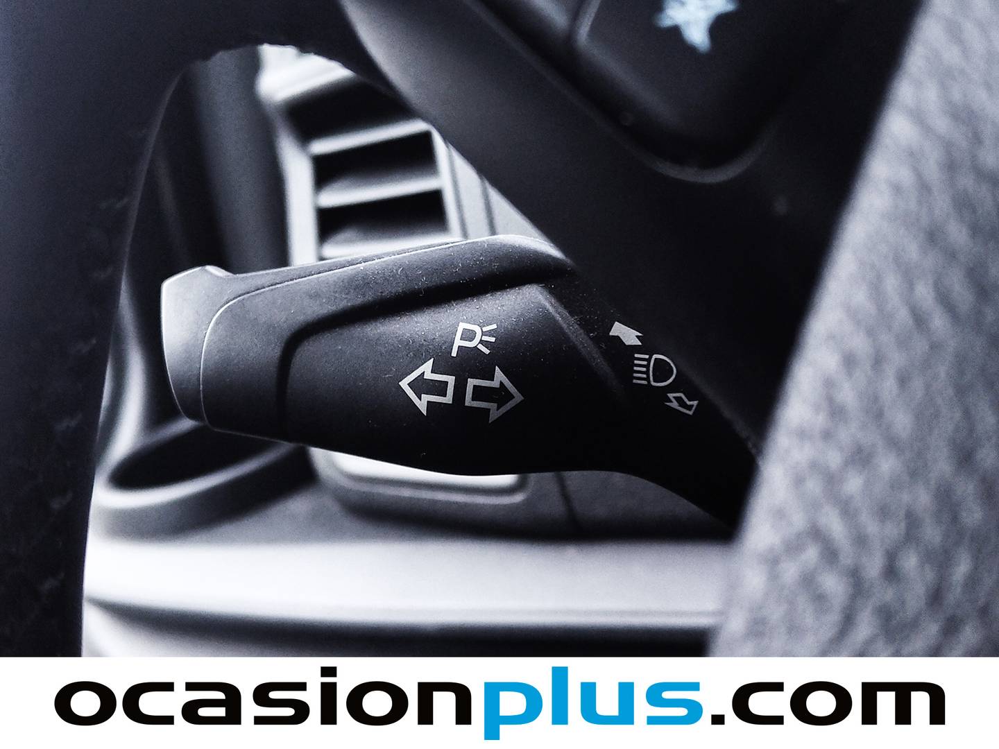 Foto Ford Transit Custom Ford Transit Custom Kombi 2.0 TDCI 320 L1 Trend (130 CV)