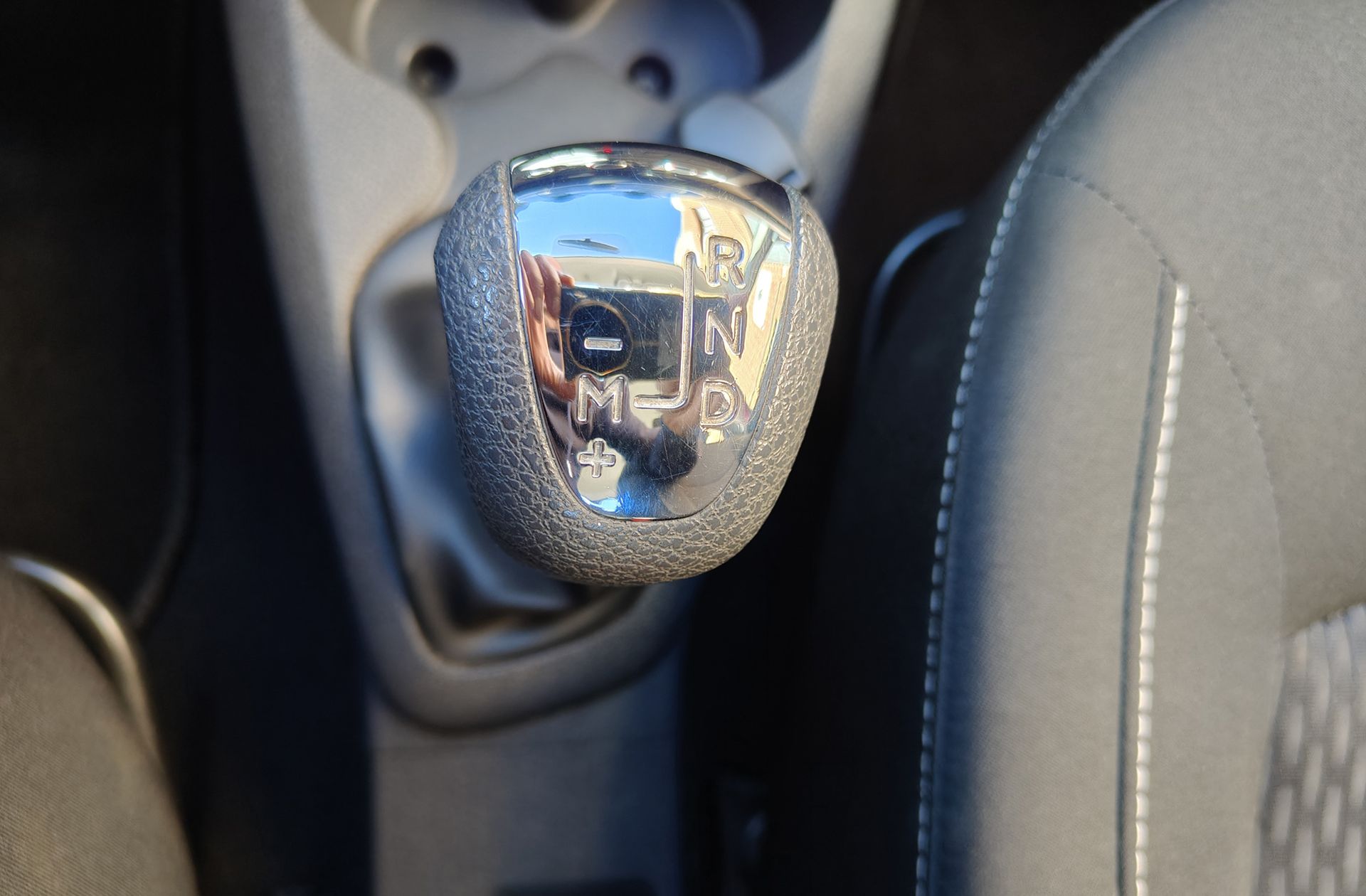 Dacia Sandero Laureate dCi - foto 5