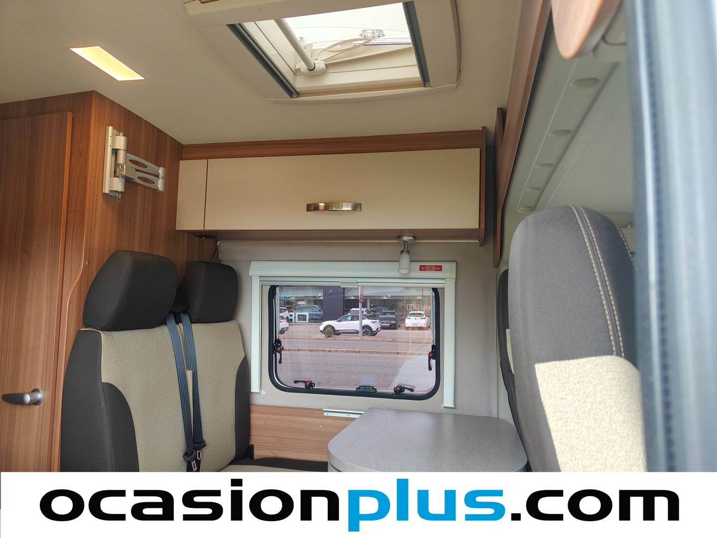 Weinsberg R47 Weinsberg R47 CaraBus (130 CV) de segunda mano