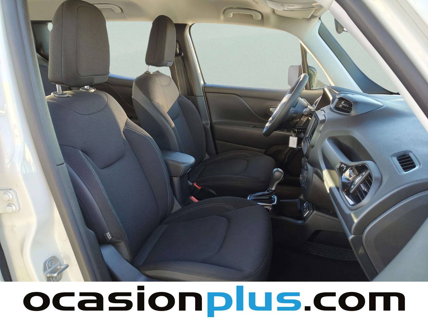 Foto Jeep Renegade Jeep Renegade eHybrid 1.5 Night Eagle ATX (130 CV)