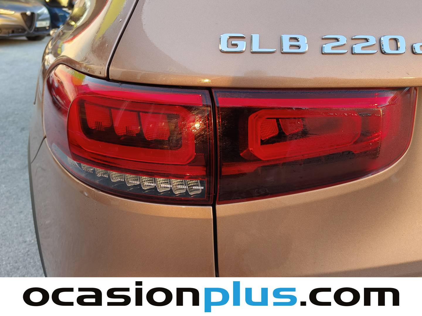 Foto Mercedes GLB Mercedes-Benz GLB 220 D 4Matic  (190 CV)