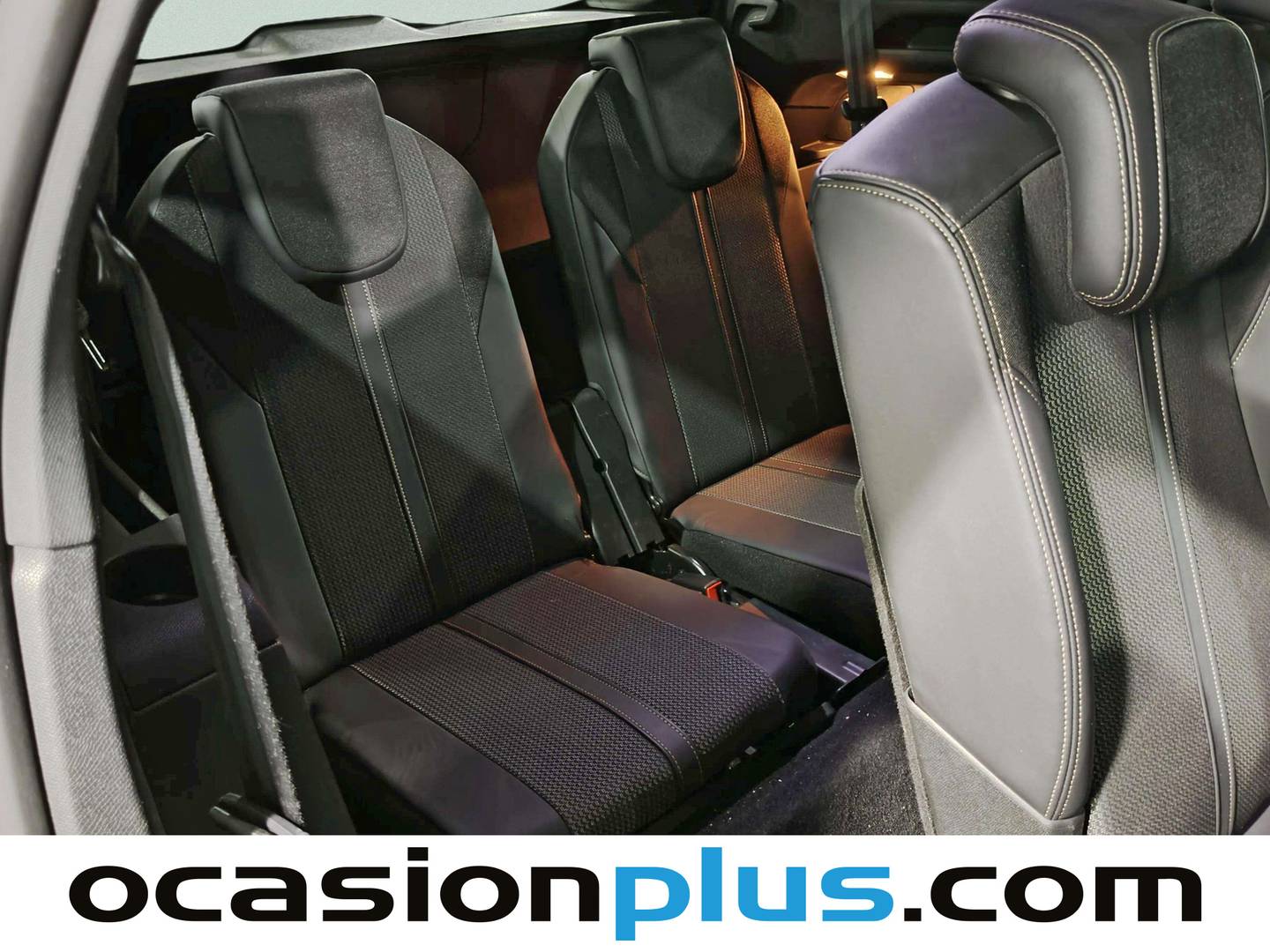 Foto asientos delanteros Peugeot 5008 Peugeot 5008 BlueHDI 130 S&S GT EAT8 (130 CV) 7 plazas