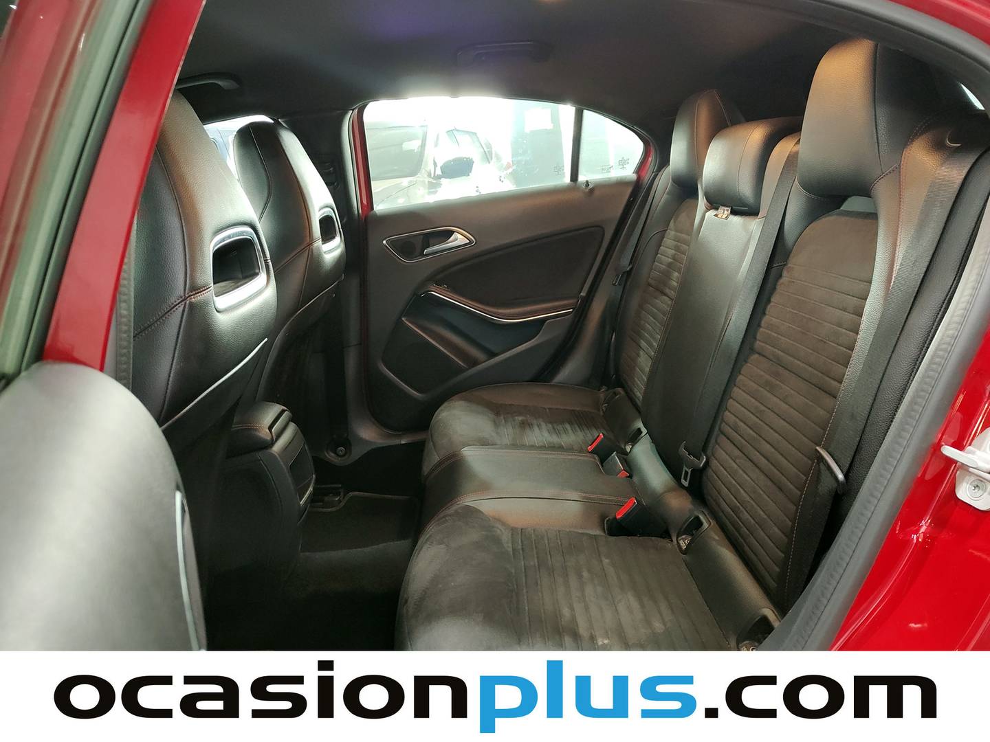 Foto asientos traseros Mercedes Clase A Mercedes Clase A 200 d  (136 CV) Pack AMG