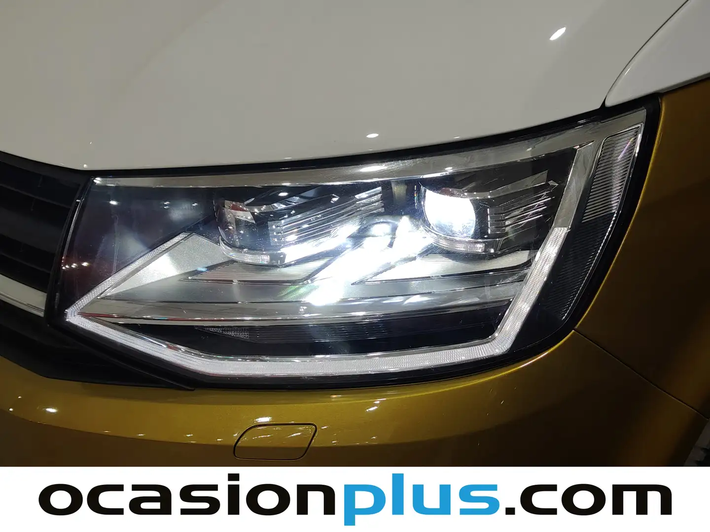 Foto Volkswagen Multivan Volkswagen Multivan Outdoor Corto 2.0 TDI BMT  (150 CV) DSG 7 plazas