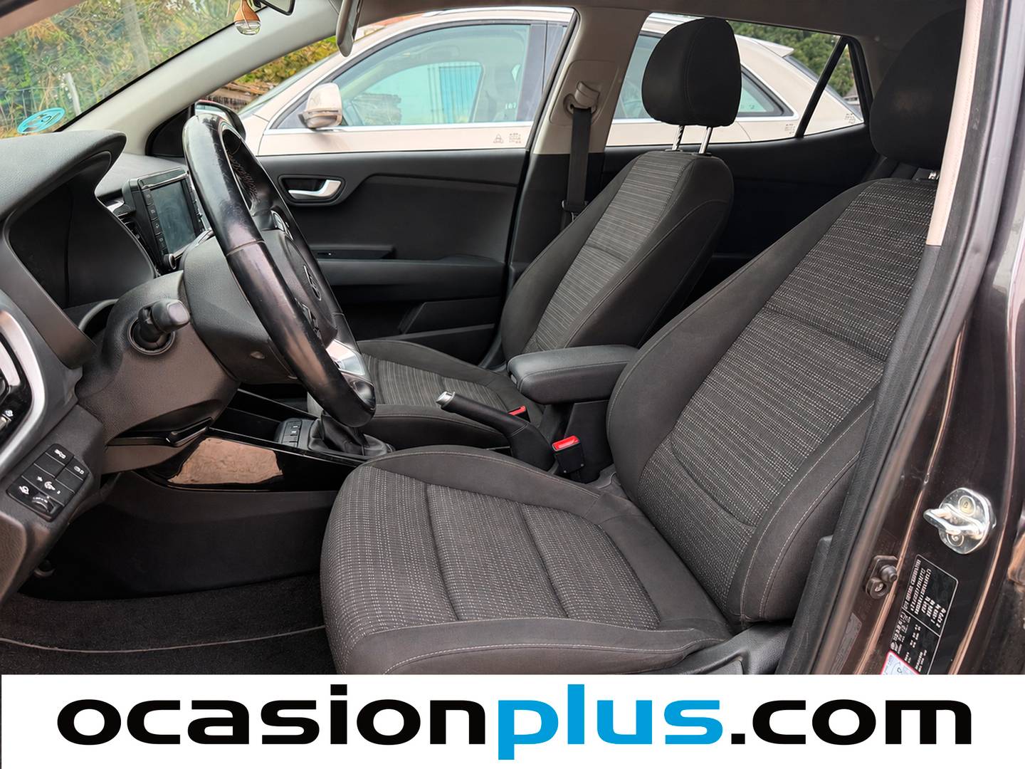 Foto asientos delanteros KIA Stonic KIA Stonic 1.0 T-GDi Drive (100 CV)