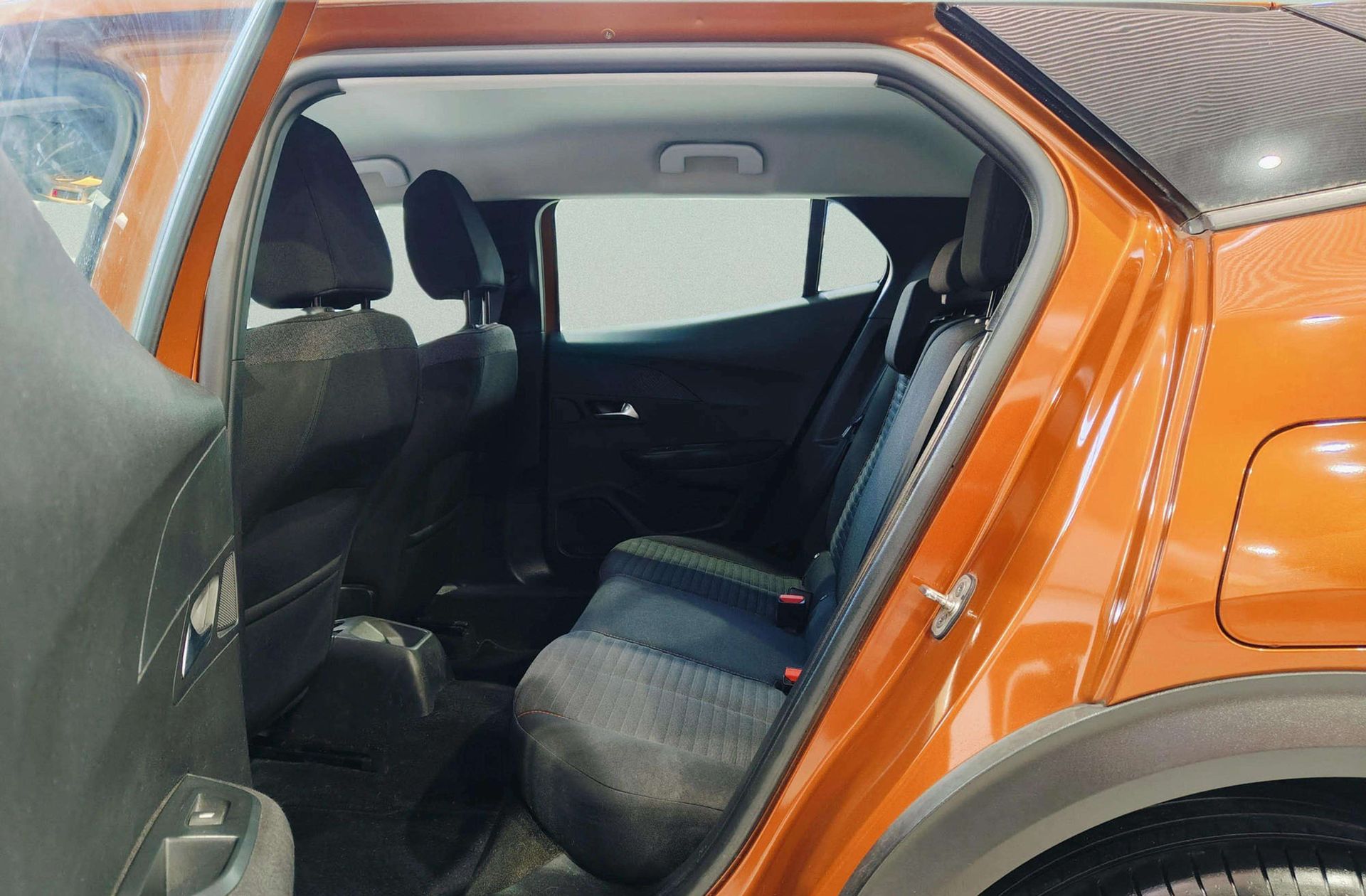 Peugeot 2008 PureTech 100 Active Pack - foto 11