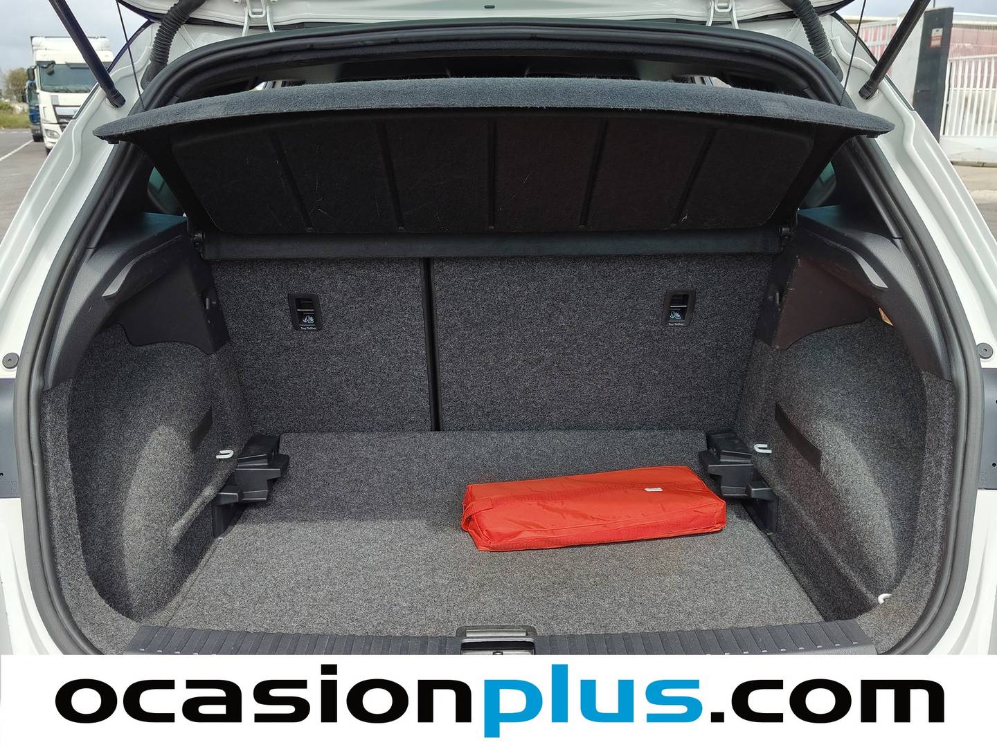 Fotos maletero Seat Arona Seat Arona 1.0 TSI FR Go2 (110 CV)