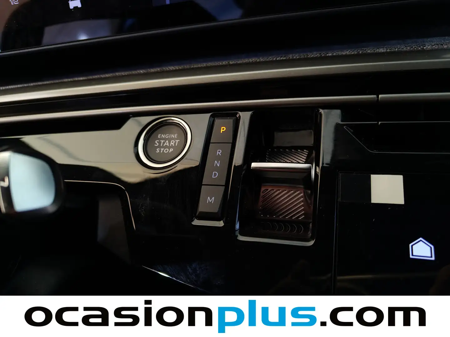 Foto Peugeot 5008 Hybrid Peugeot 5008 Hybrid 1.2 Allure eDCS6 (136 CV)