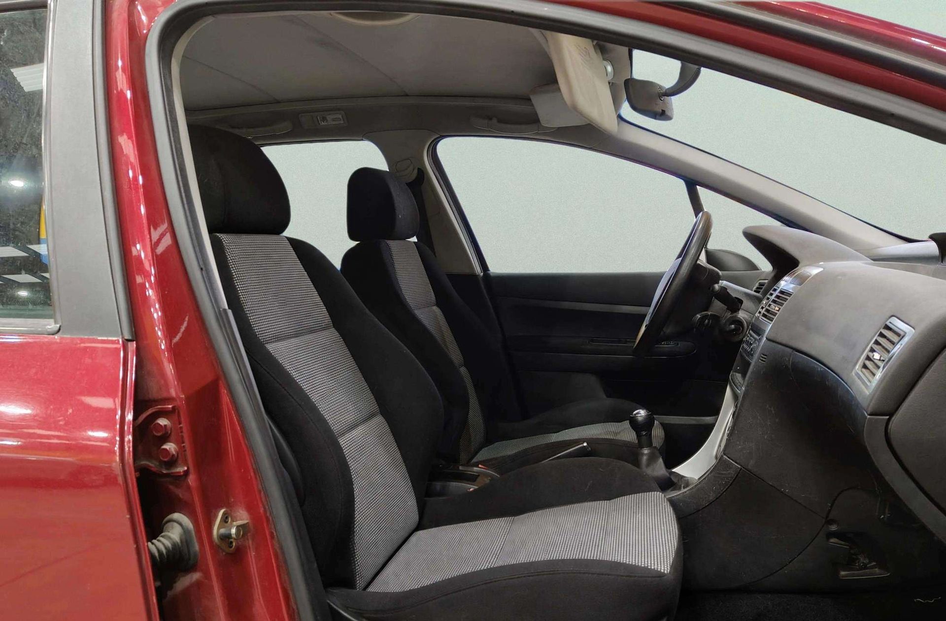 Peugeot 307 2.0 HDi Clim Plus - foto 14