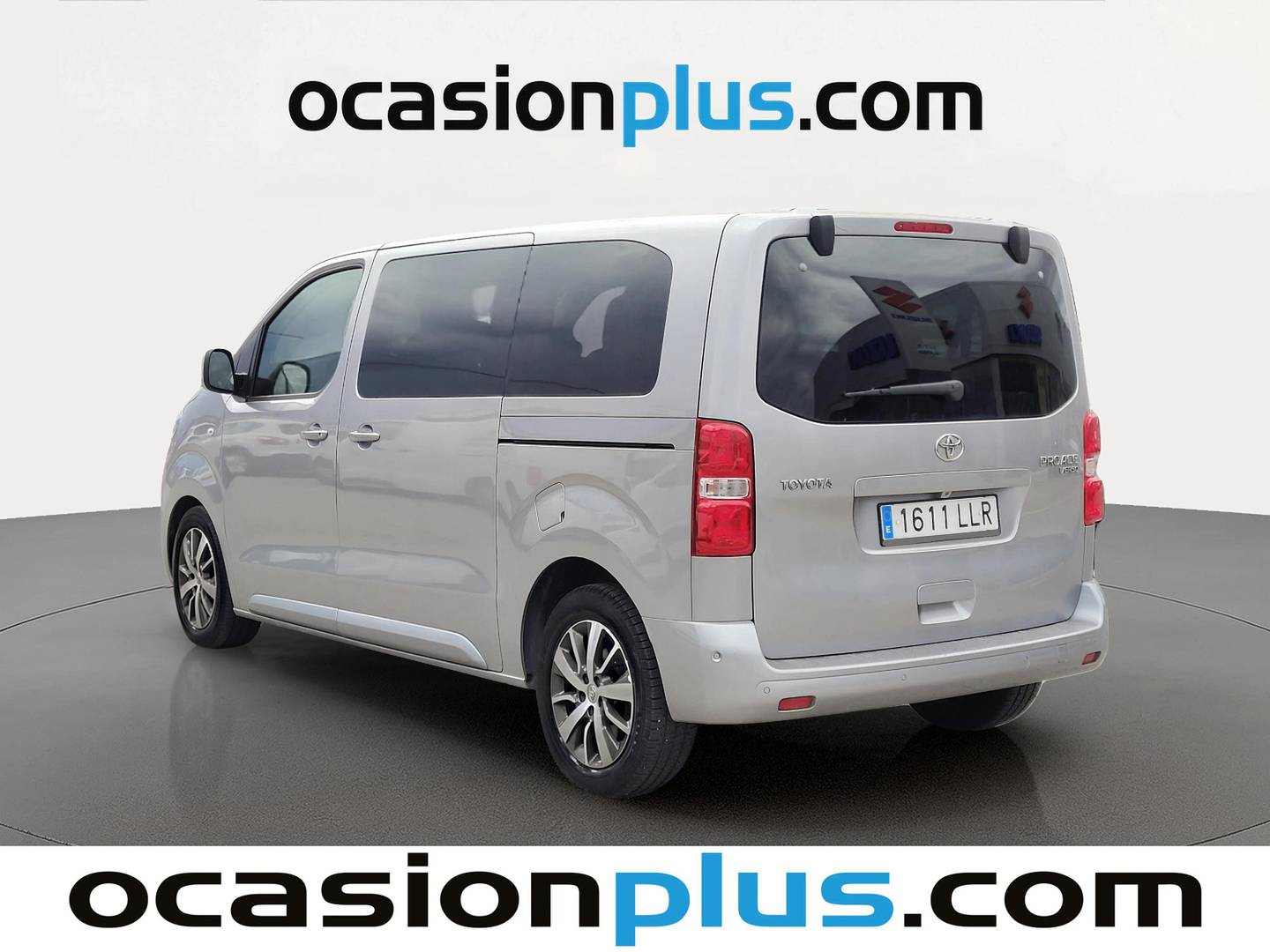 Foto trasera Toyota Proace Verso Toyota Proace Verso 2.0D Family Advance Pack Plus Auto (120 CV) izquierda