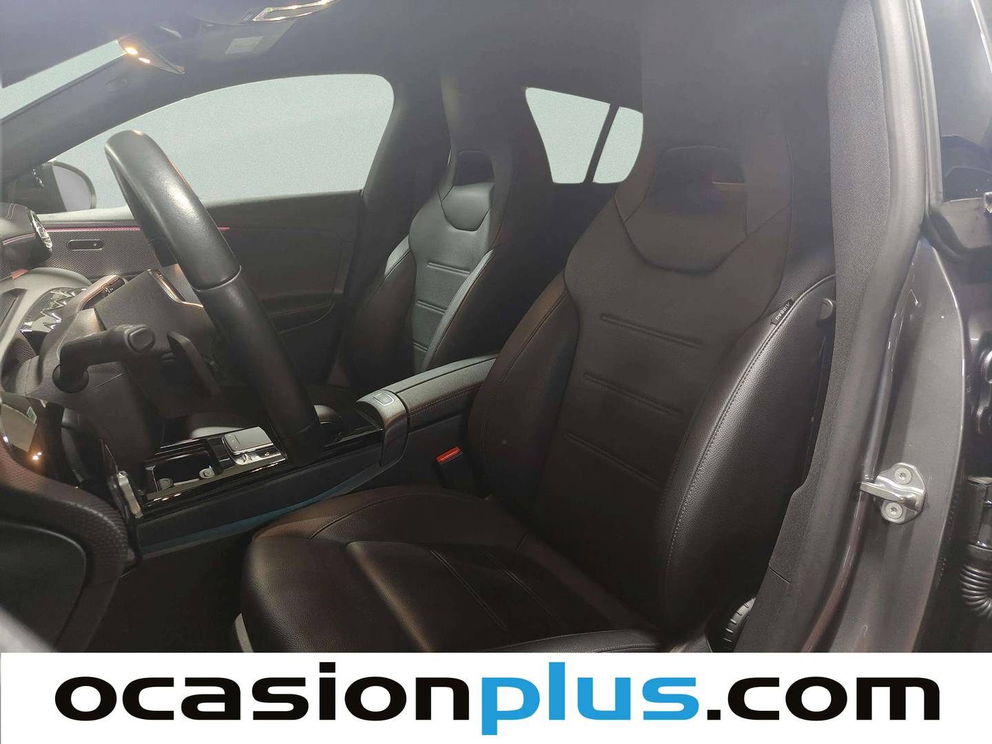 Foto asientos delanteros Mercedes CLA Mercedes CLA Shooting Brake 180 (122 CV)