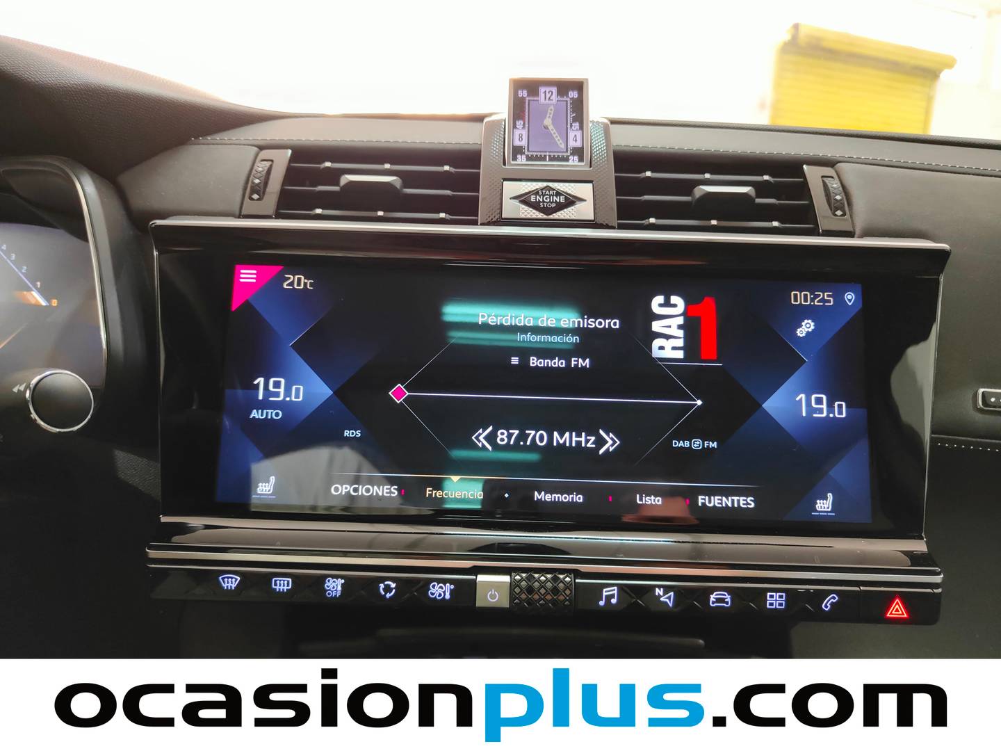 Foto DS DS 7 Crossback DS DS7 Crossback PureTech 180 Grand Chic Auto (180 CV)