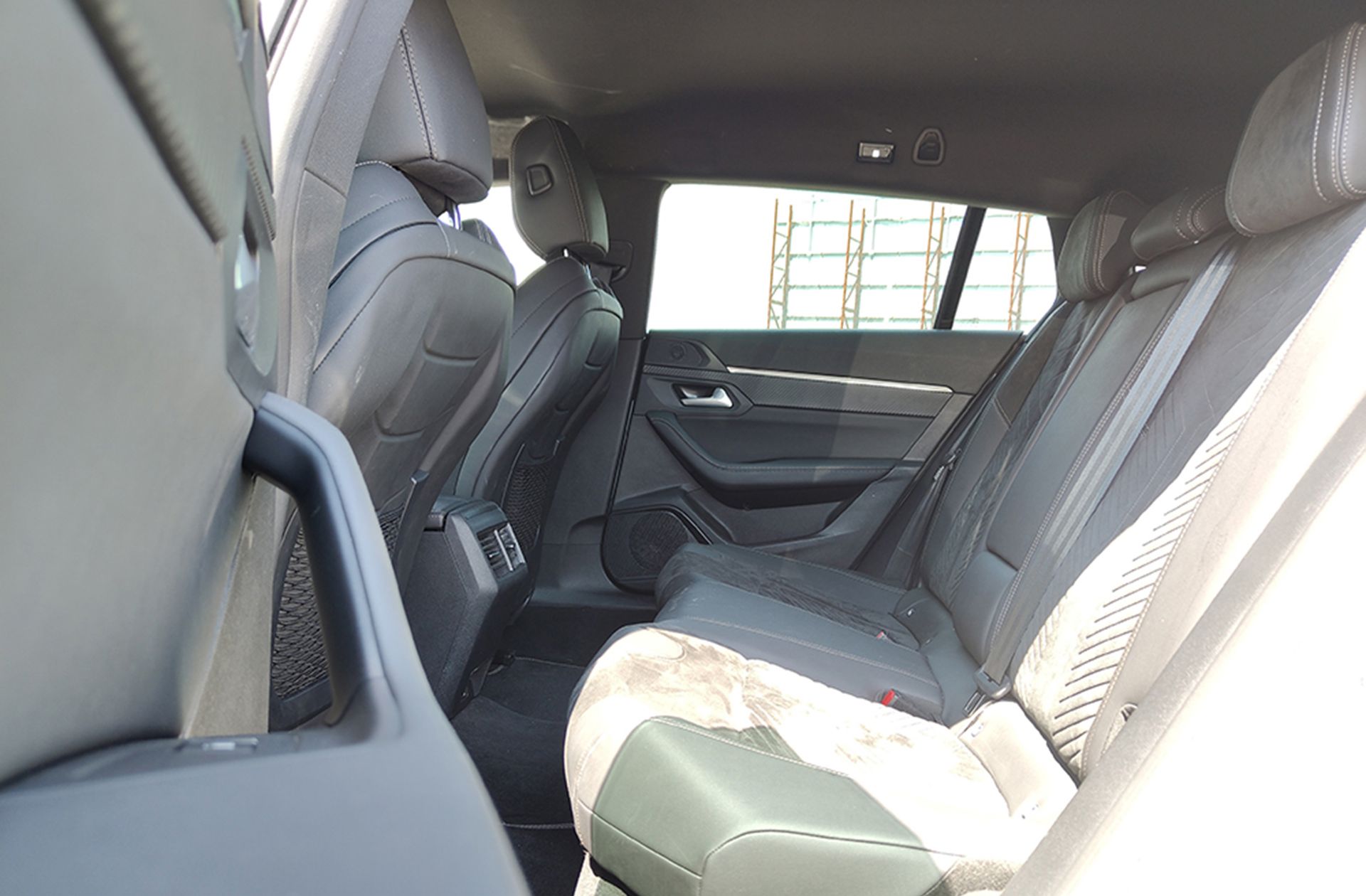 Peugeot 508 SW BlueHDi 130 GT EAT8 - foto 14