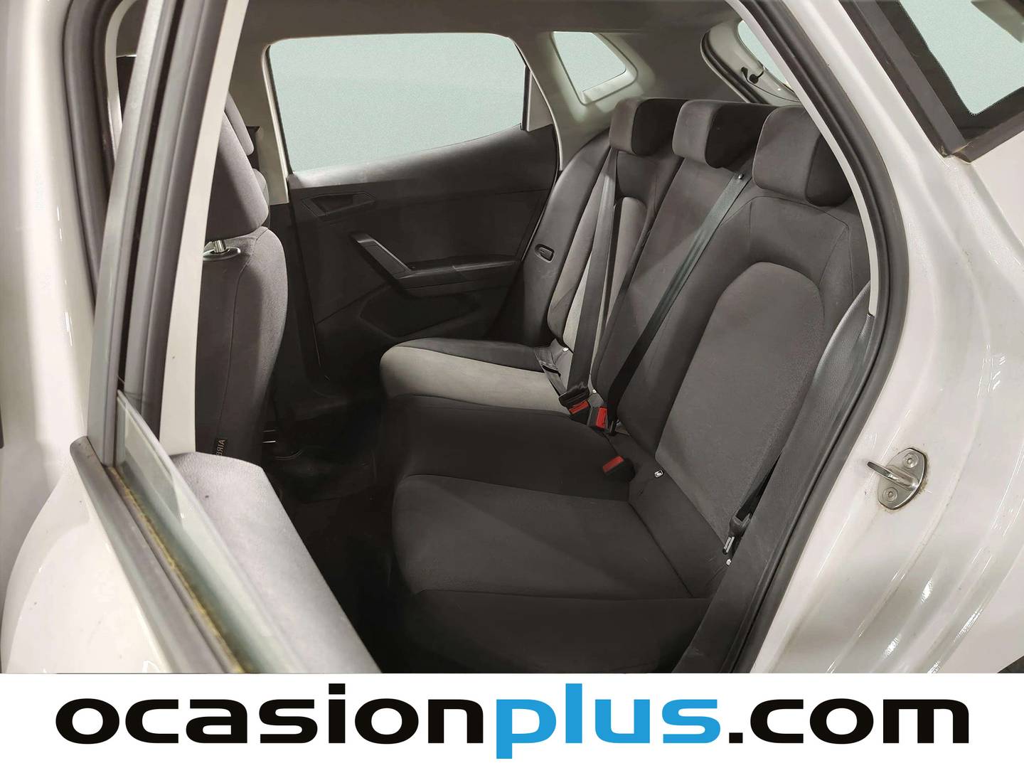 Foto asientos traseros Seat Ibiza Seat Ibiza 1.0 MPI S&S Reference XL Edition (80 CV)