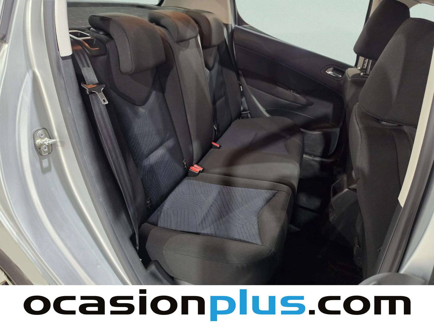 Peugeot 308 Peugeot 308 1.6 HDI Envy (92 CV) al mejor precio