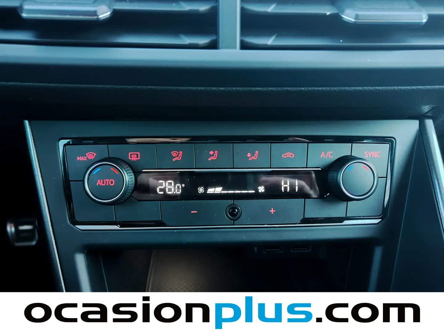 Foto Volkswagen Polo Volkswagen Polo Sport 1.0 TSI R-LINE (115 CV)