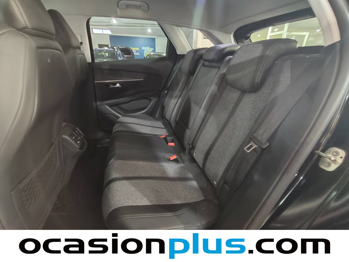 Foto asientos traseros Peugeot 3008 Peugeot 3008 BlueHDI 130 S&S Allure (130 CV)
