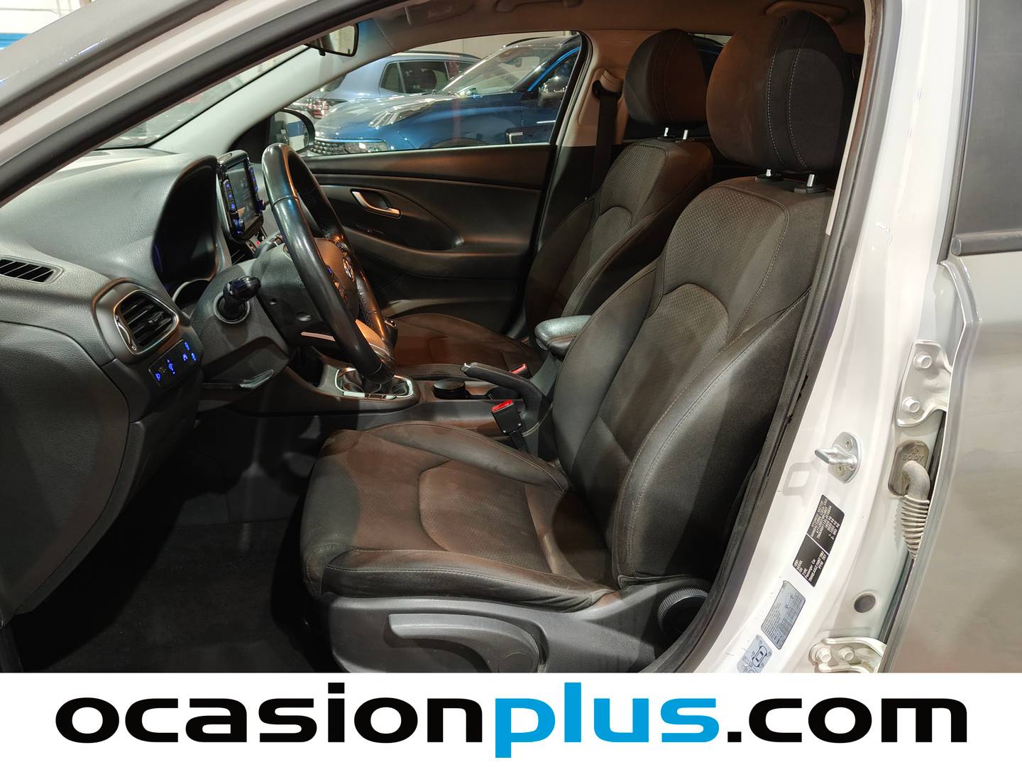 Foto asientos delanteros Hyundai i30 Hyundai i30 Fastback 1.0 TGDI Klass (120 CV)