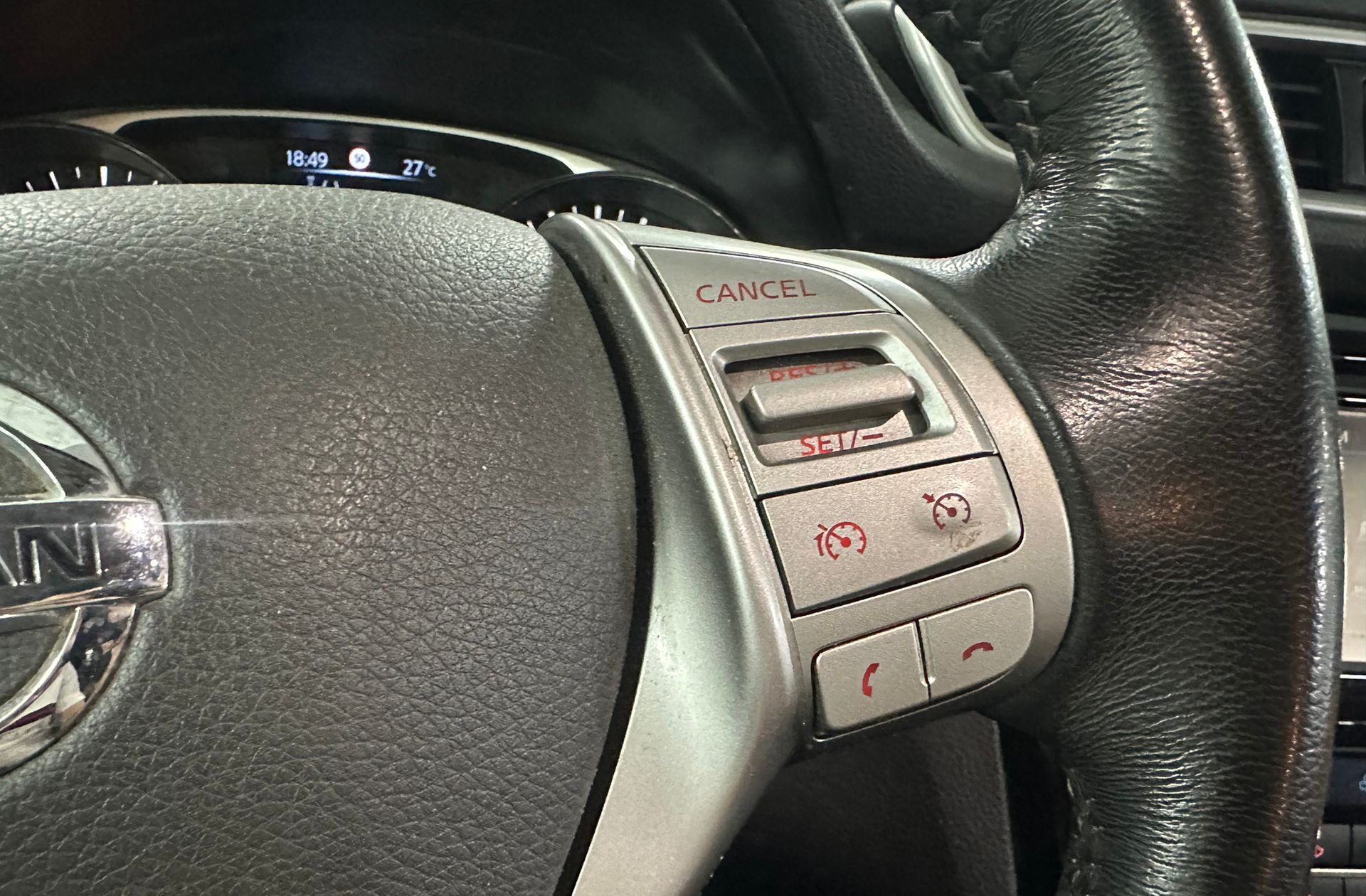 Nissan X-Trail dCi 130 N-Connecta - foto 27