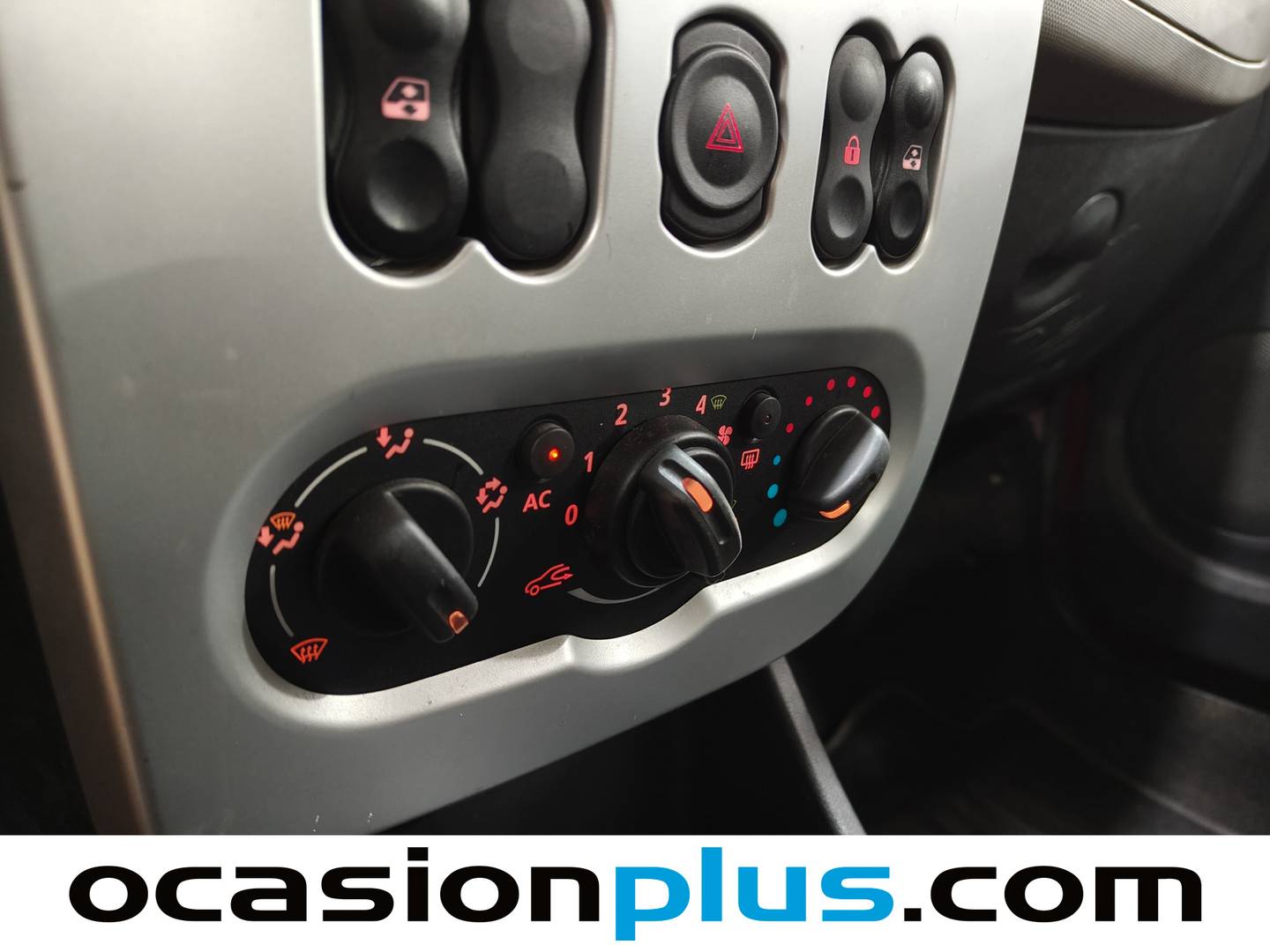 Dacia Sandero Dacia Sandero 1.2 16v Ambiance Music (75 CV) seminuevo