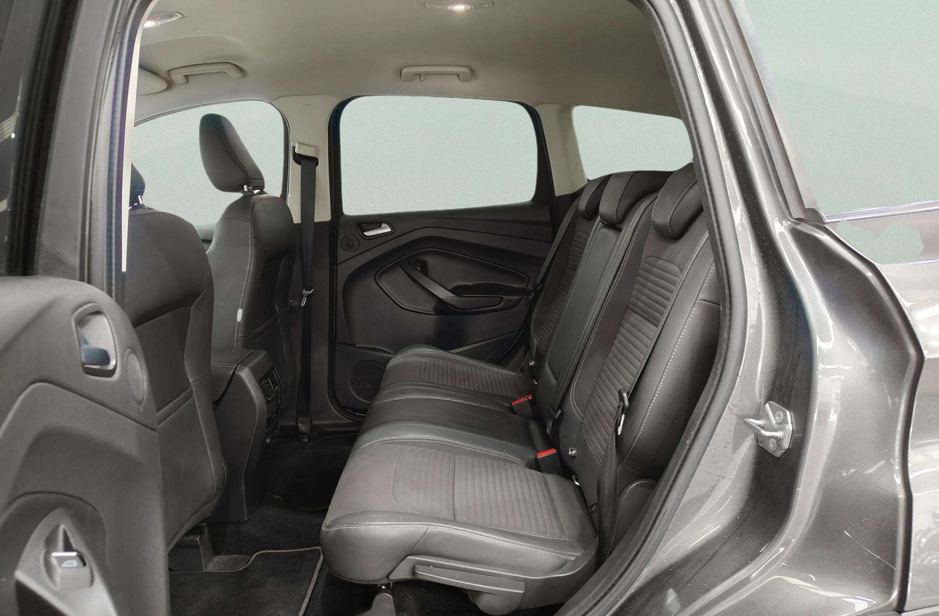 Ford Kuga 1.5 EcoBoost Titanium 4x2 - foto 13