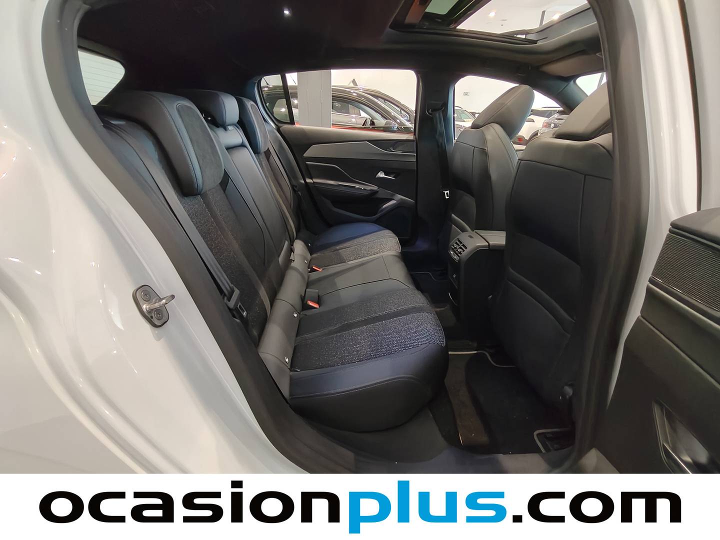 Foto Peugeot 308 Peugeot 308 GT Hybrid e-DCS6 (136 CV)