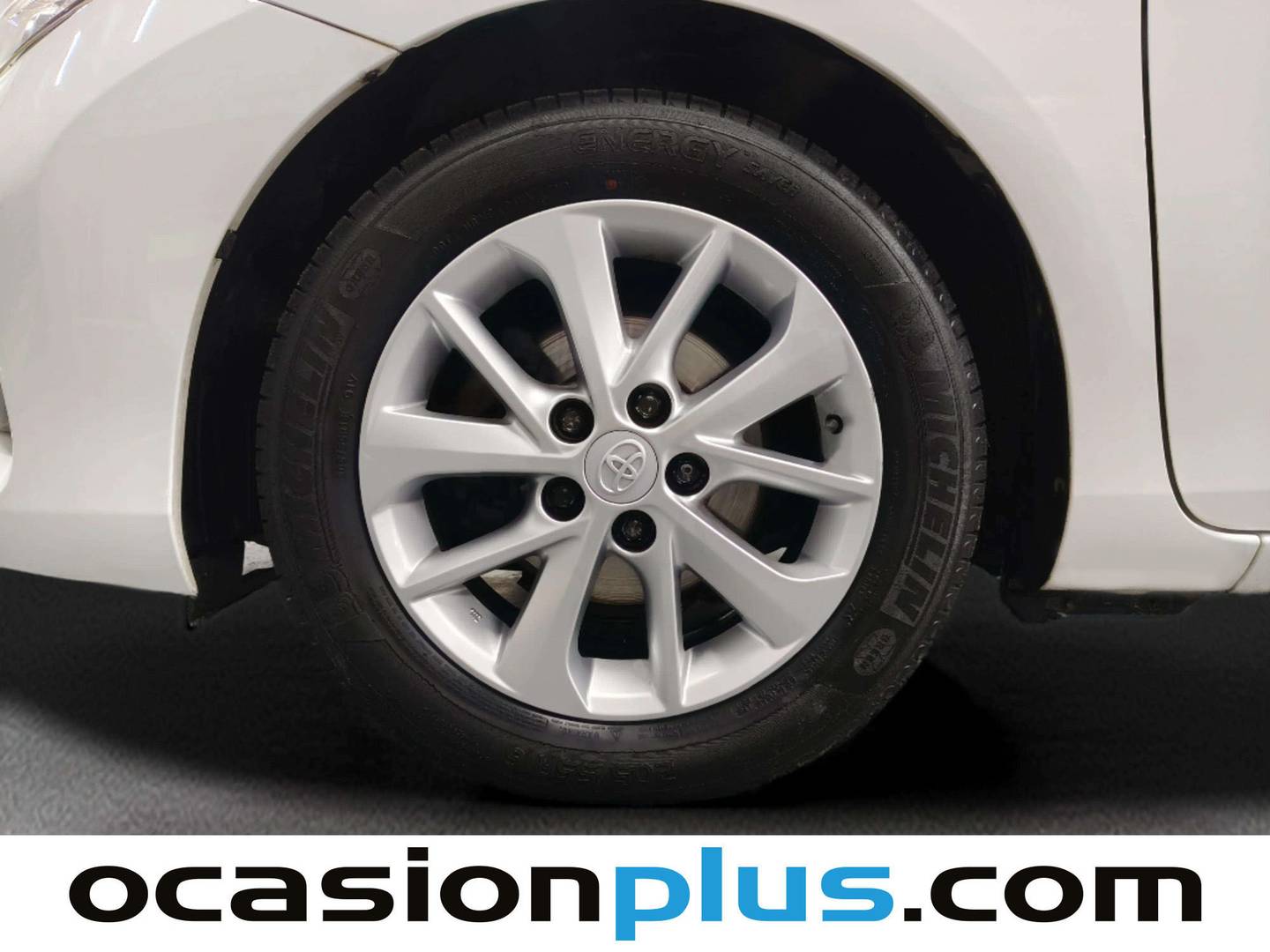 Acabados Toyota Auris Toyota Auris 130 Active (132 CV)