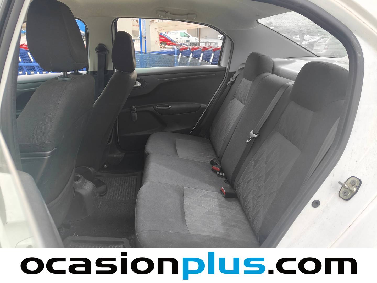 Foto asientos traseros Citroën C-Elysée Citroën C-Elysee BlueHDi 100 Seduction (100 CV)