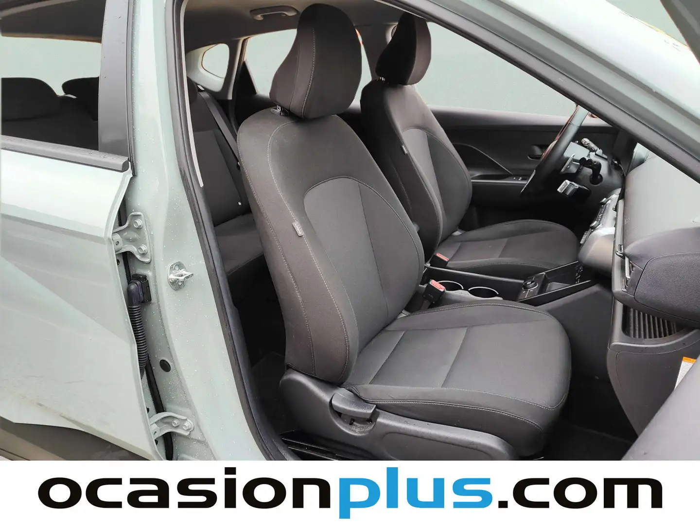 Foto Hyundai Kona Hyundai Kona 1.6 GDI HEV Maxx DCT (141 CV)