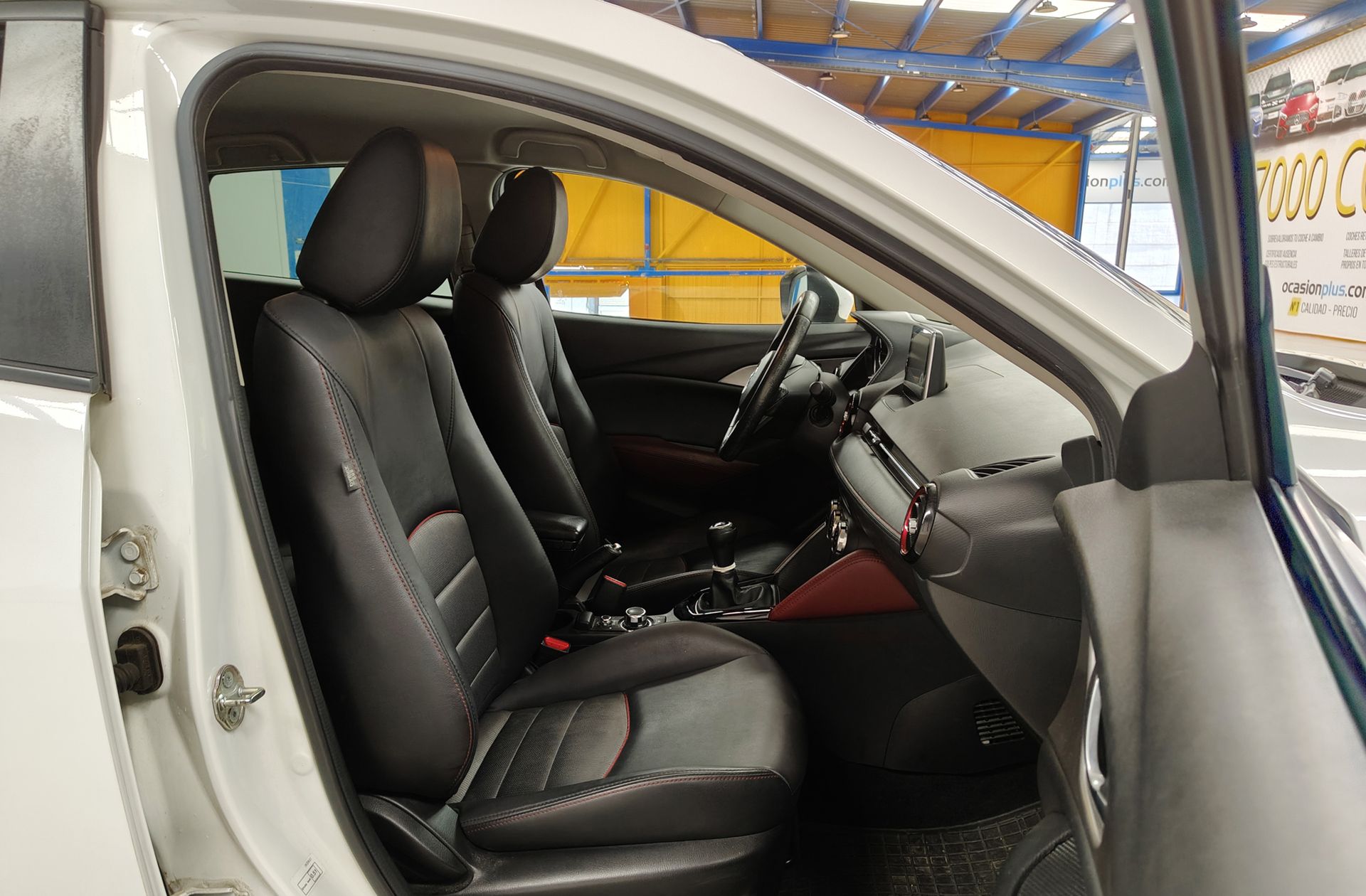 Mazda CX-3 1.5 DE Skyactiv Luxury 2WD - foto 19