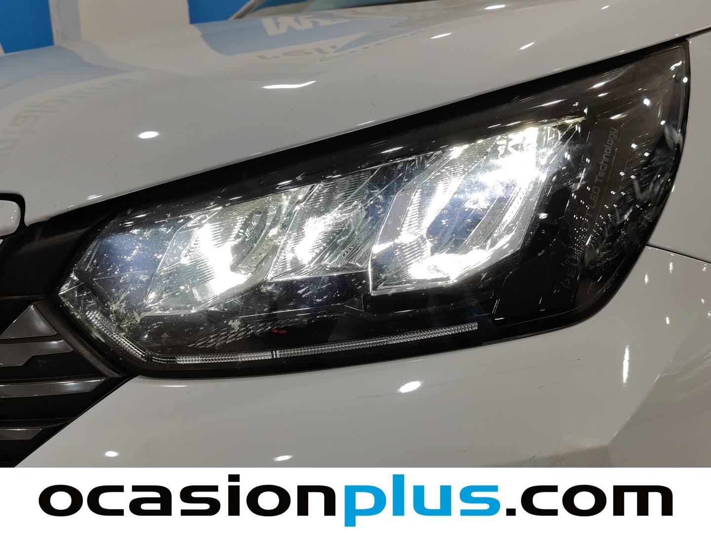 Acabados Peugeot 2008 Peugeot 2008 Allure Hybrid eDCS6 (145 CV)