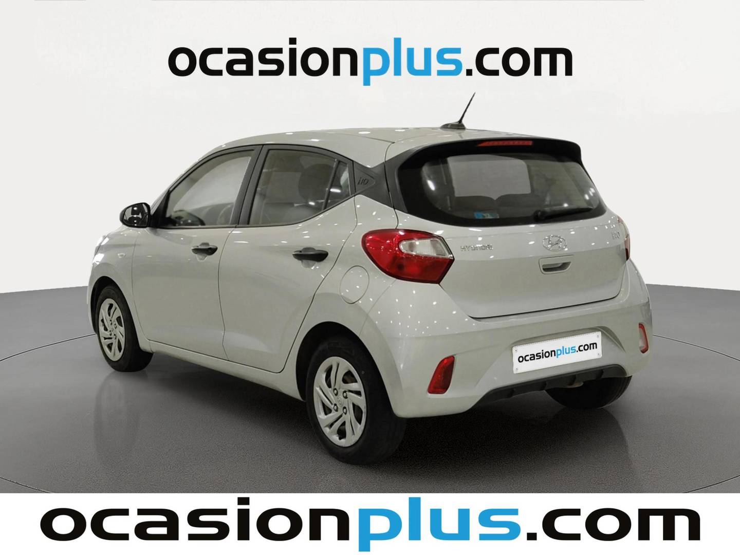Foto trasera Hyundai i10 Hyundai i10 1.0 Essence (67 CV) izquierda