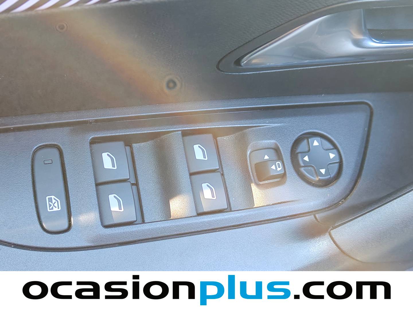 Peugeot 2008 Peugeot 2008 Allure Hybrid eDCS6 (145 CV) 2026