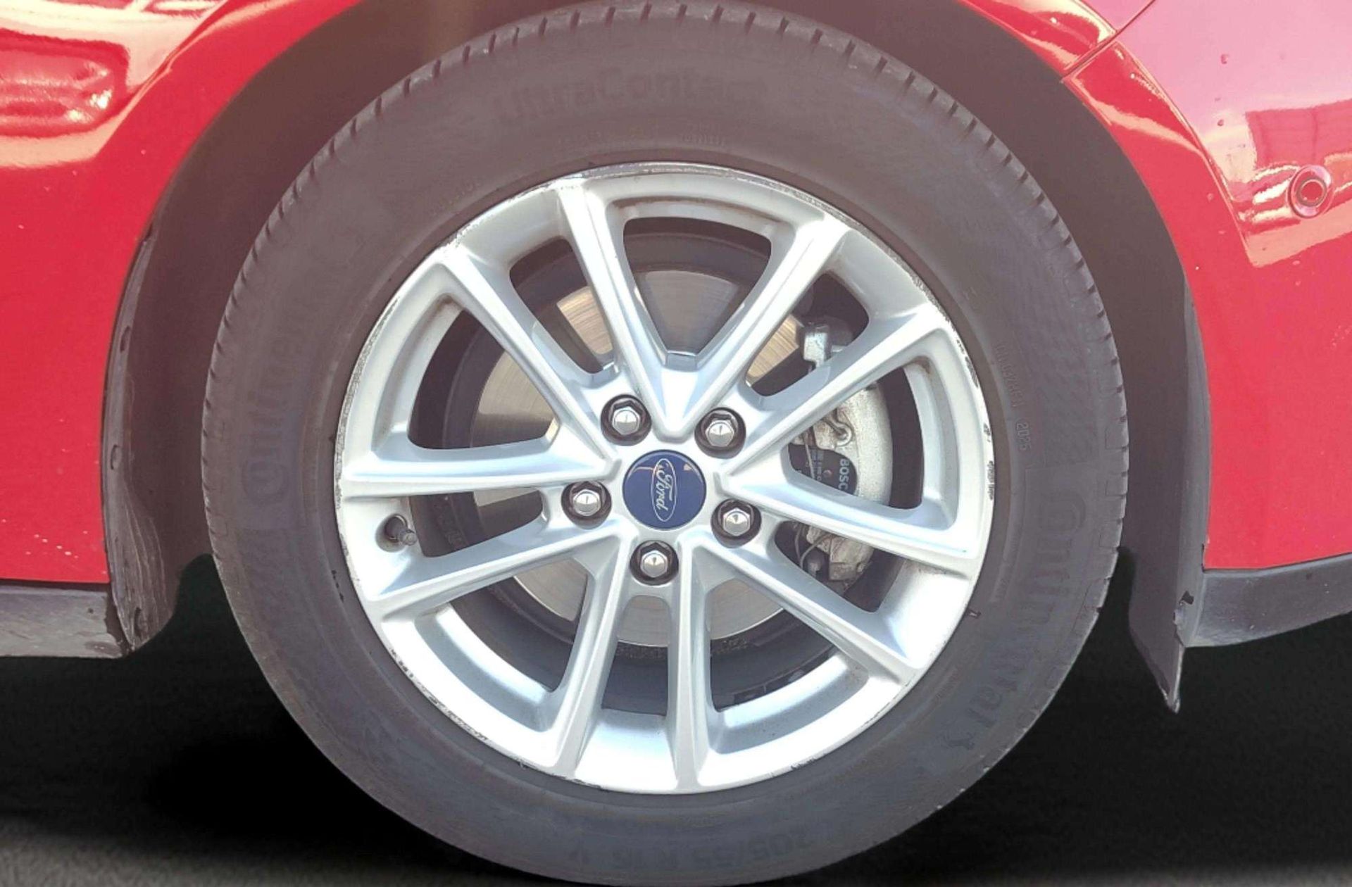 Ford Focus 1.0 EcoBoost Business - foto 35