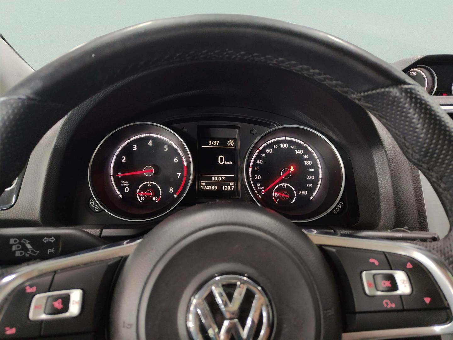 Volkswagen Scirocco Volkswagen Scirocco R-Line 1.4 TSI BMT (125 CV) de segunda mano
