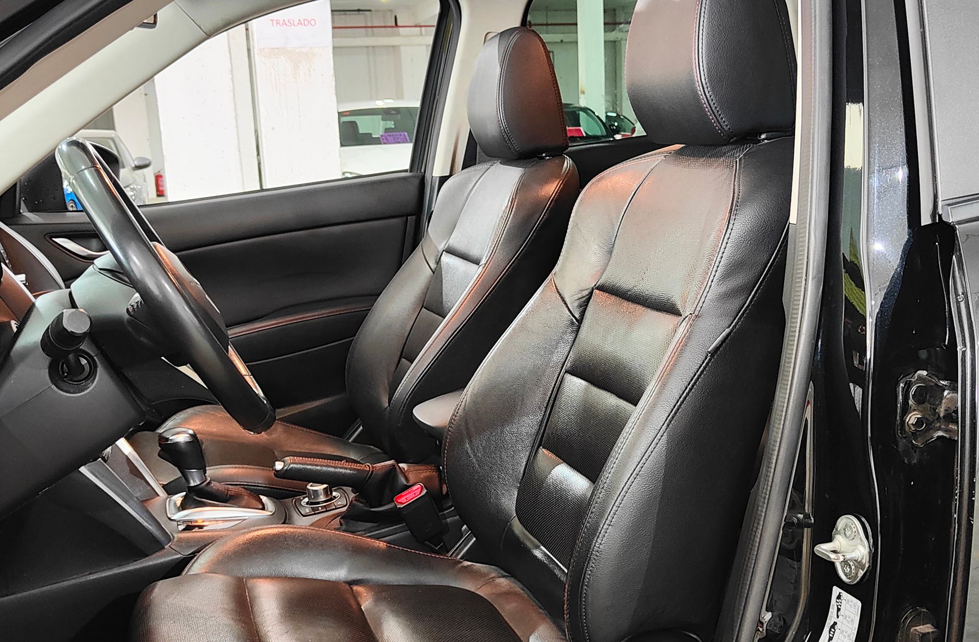 Mazda CX-5 2.2 DE Luxury 4WD - foto 11