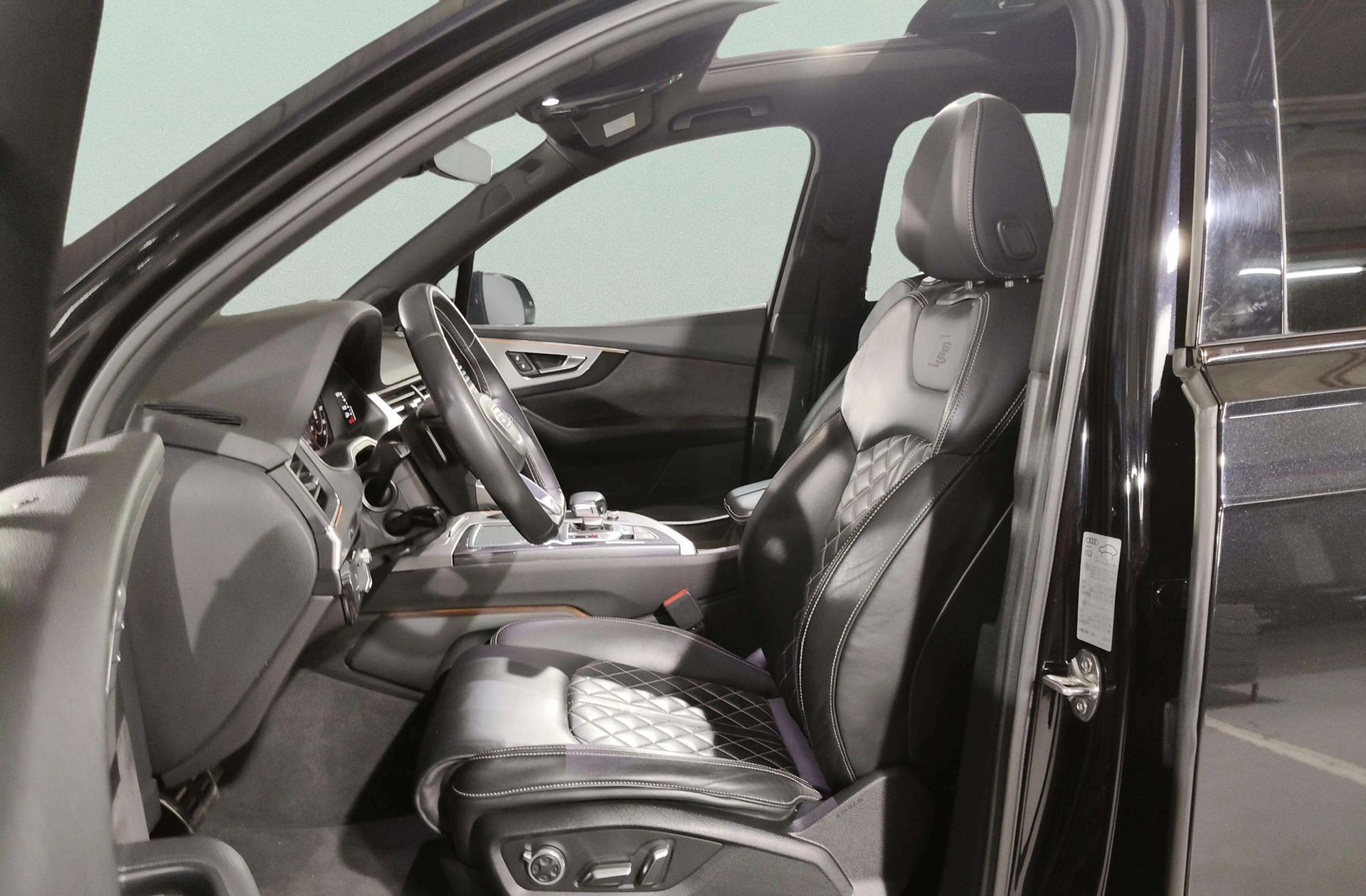 Audi SQ7 4.0 TDI quattro tiptronic 7 plazas - foto 19