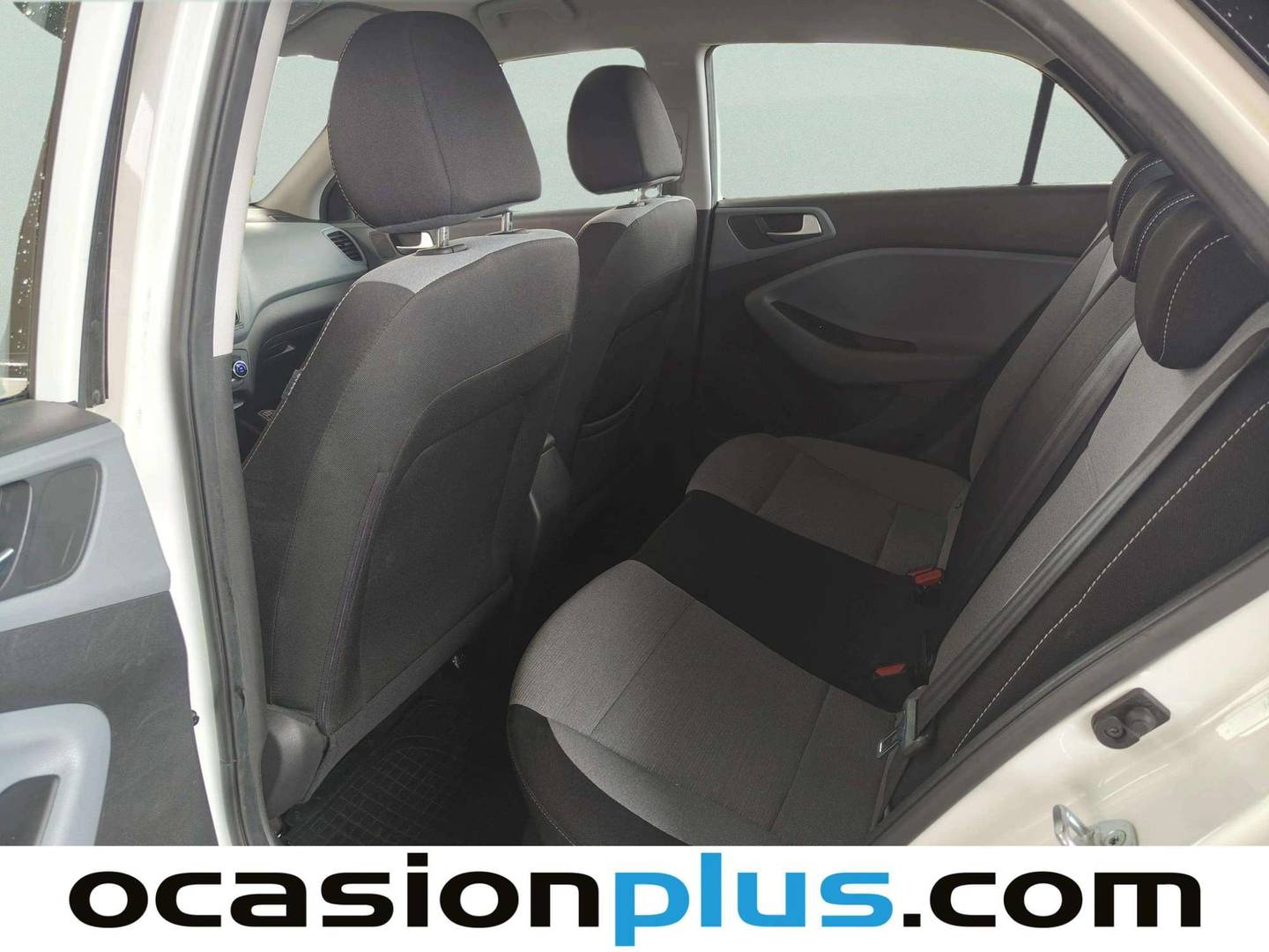 Foto asientos traseros Hyundai i20 Hyundai i20 1.2 MPI Tecno (84 CV)