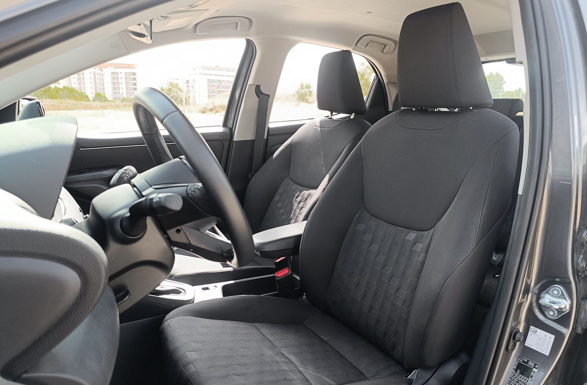 Toyota Yaris 120H Active Plus - foto 10