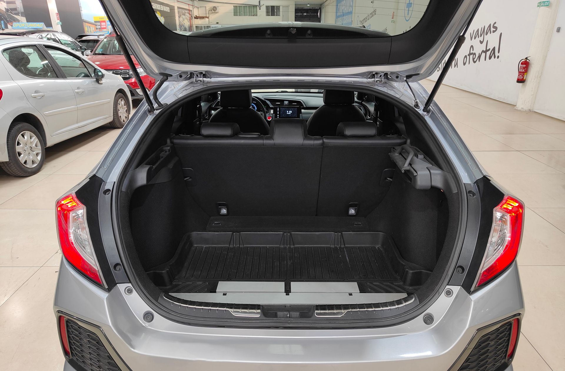 Honda Civic 1.0 I-VTEC Turbo Executive CVT - foto 17