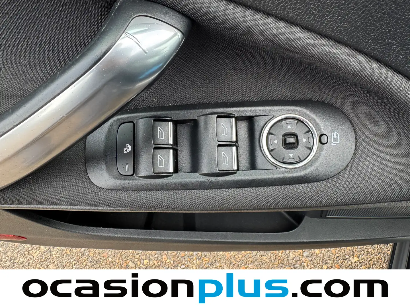 Foto Ford Mondeo Ford Mondeo 2.0 TDCi Titanium PowerShift (140 CV)